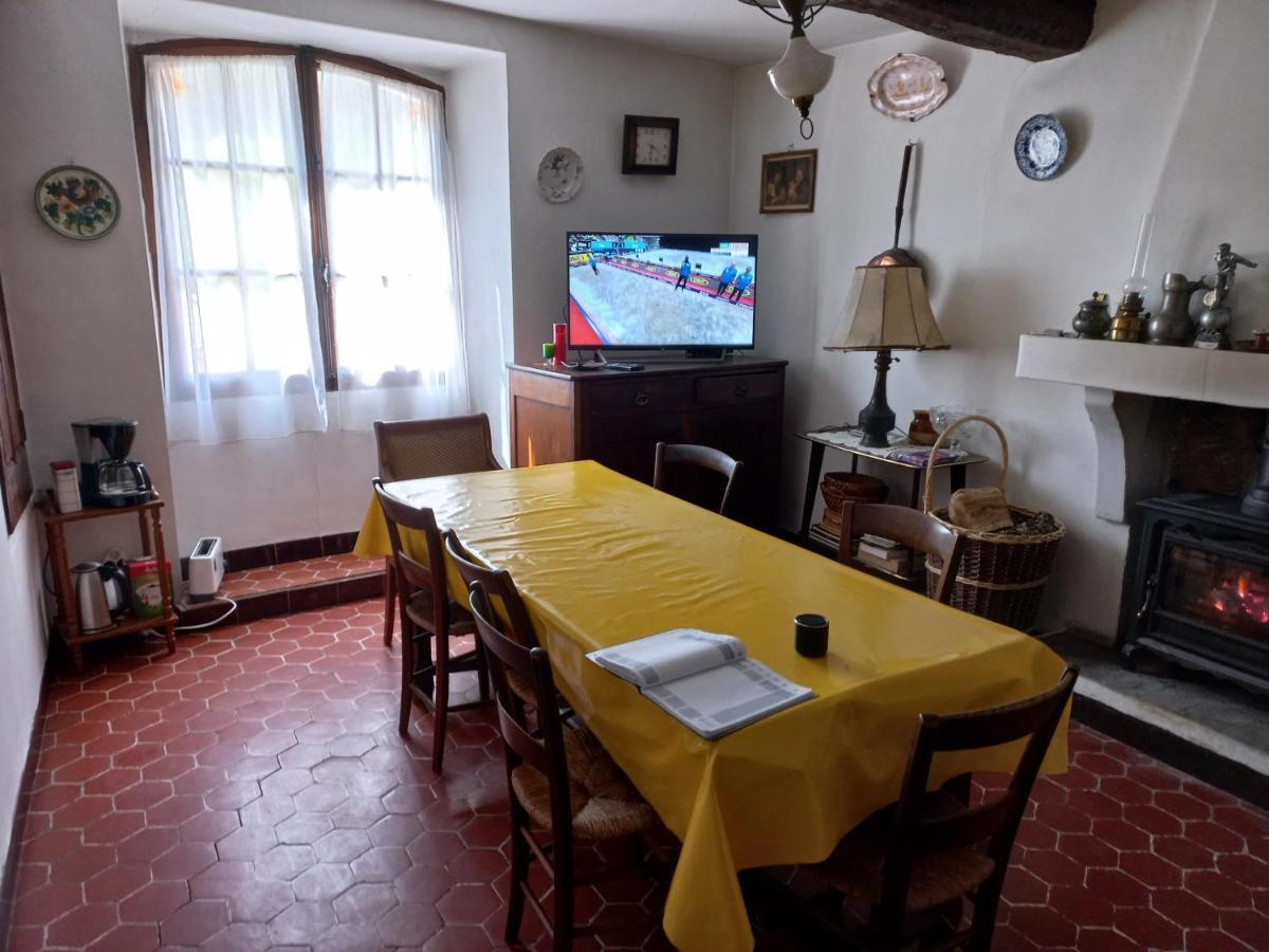 Haut Var Chambre Dans Maison De Caractere Ла-Бастид Экстерьер фото